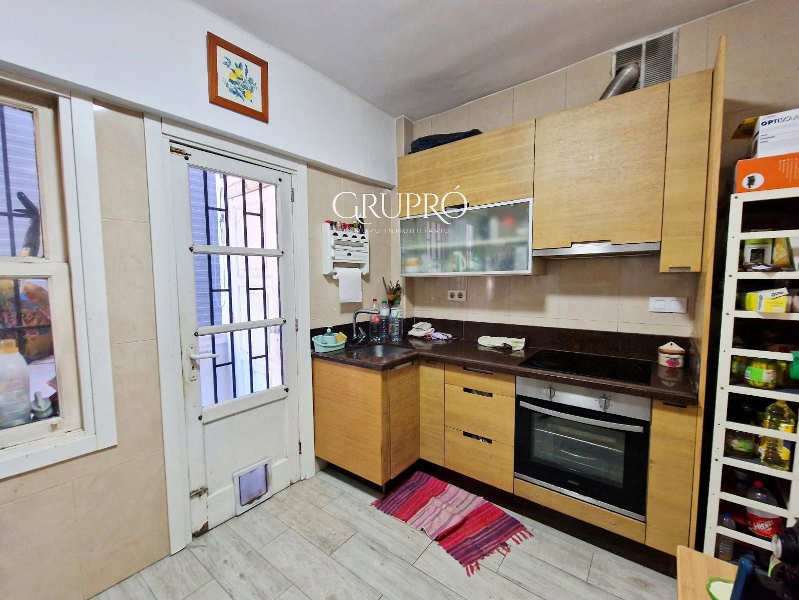 Kitchen of Flat for sale in Vigo   with Parquet flooring, Terrace and Balcony