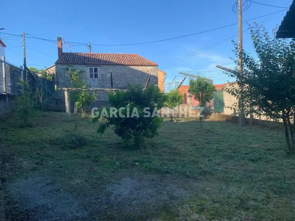 Residencial en venta en Boiro