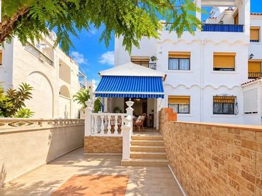 Bungalow mit Balkon zur Miete in Calle Muro 3