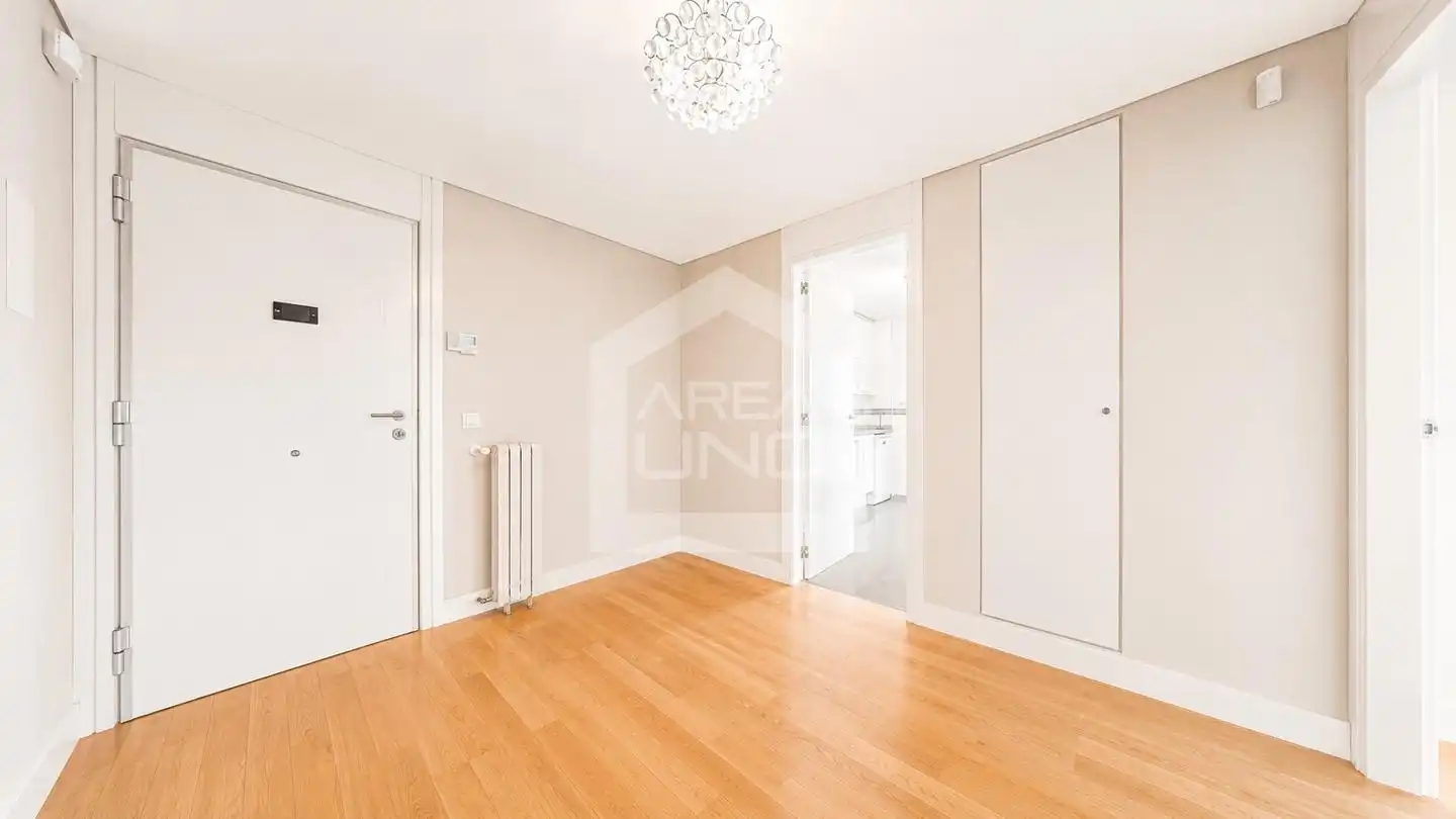 Habitación de Piso en venta en Madrid con Aire acondicionado, Calefacción y Trastero