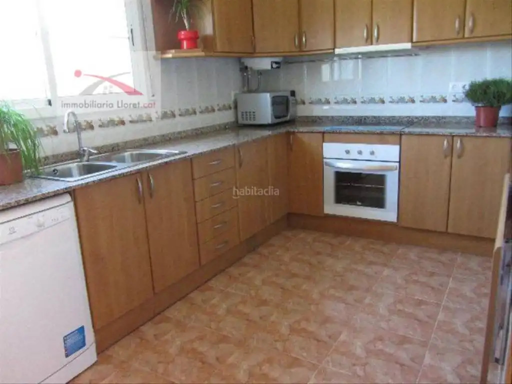 Houses for sale in Calle Grèvol, 41, Aiguaviva Parc