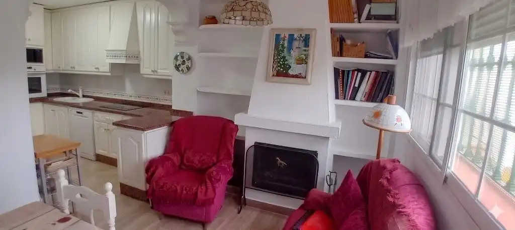 Wohnzimmer von Einfamilien-Reihenhaus zum Verkauf in Algeciras mit Terrasse und Balkon