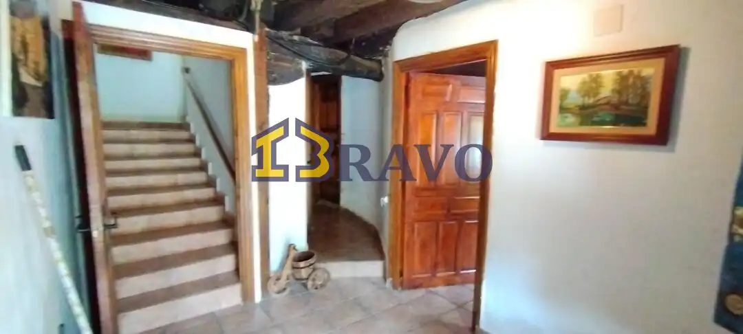 Houses for sale in Merindad de Cuesta-Urria  with Heating and Storage room