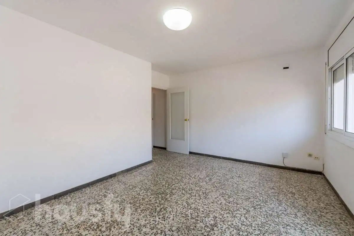 Living room of Attic for sale in Vilanova i la Geltrú  with Terrace and Storage room