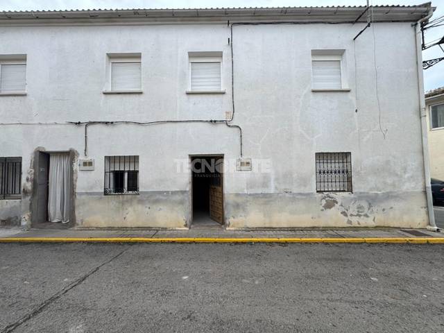 Finca rústica en Venta en Espinosa de Henares - pueblo