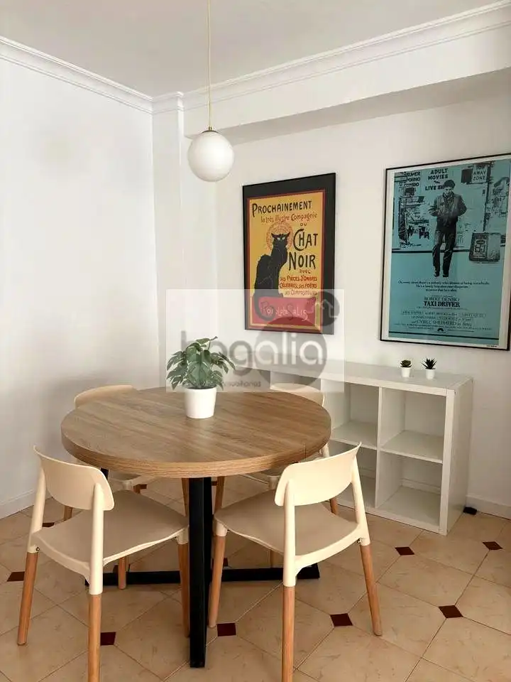 Dining room of Flat for rent in Sevilla  with Air Conditioner, Furnished and Balcony