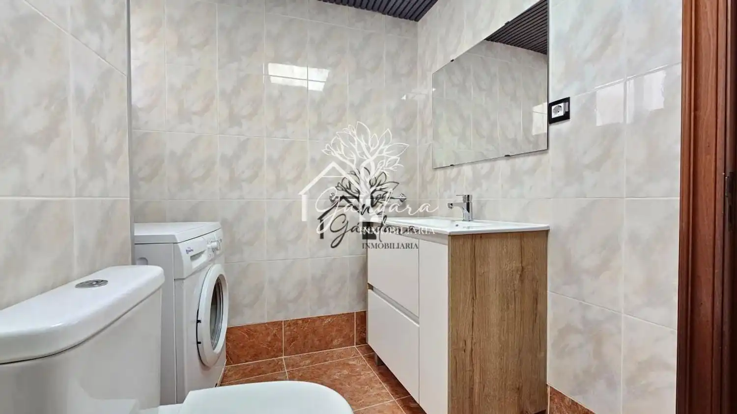 Bany de Casa o xalet en venda en Mugardos amb Terrassa i Traster