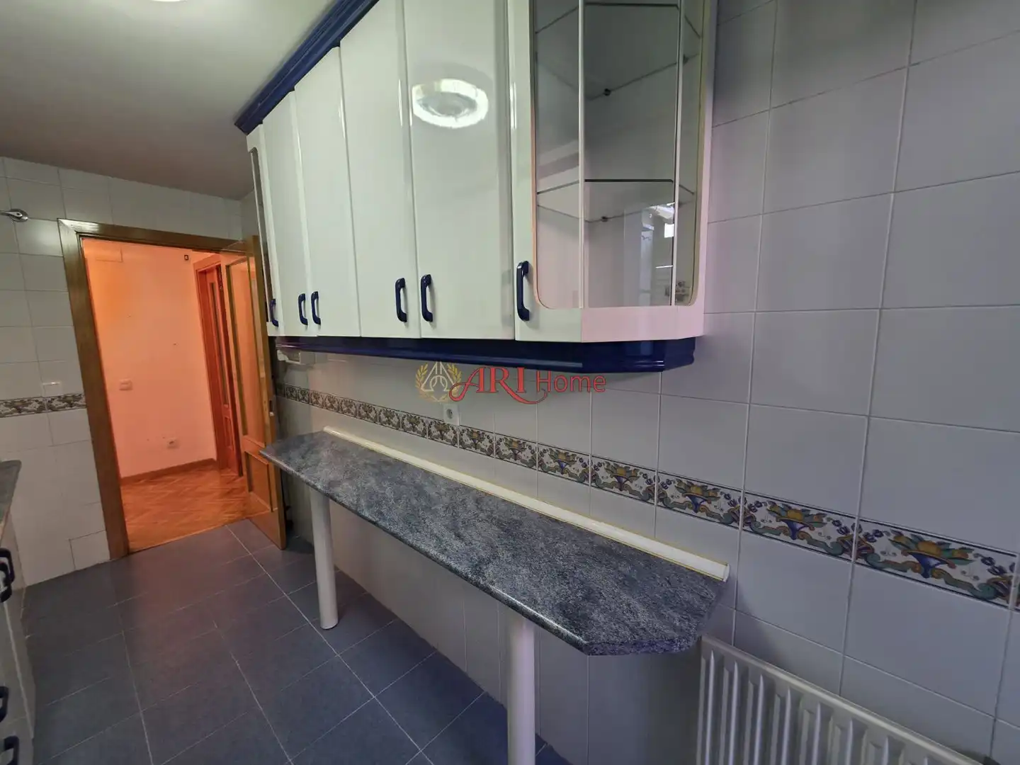 Kitchen of Flat for sale in Fuenlabrada  with Air Conditioner, Heating and Swimming Pool