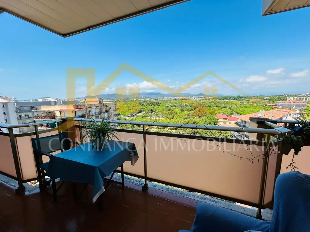 Terrasse von Wohnung zum Verkauf in Blanes mit Schwimmbad