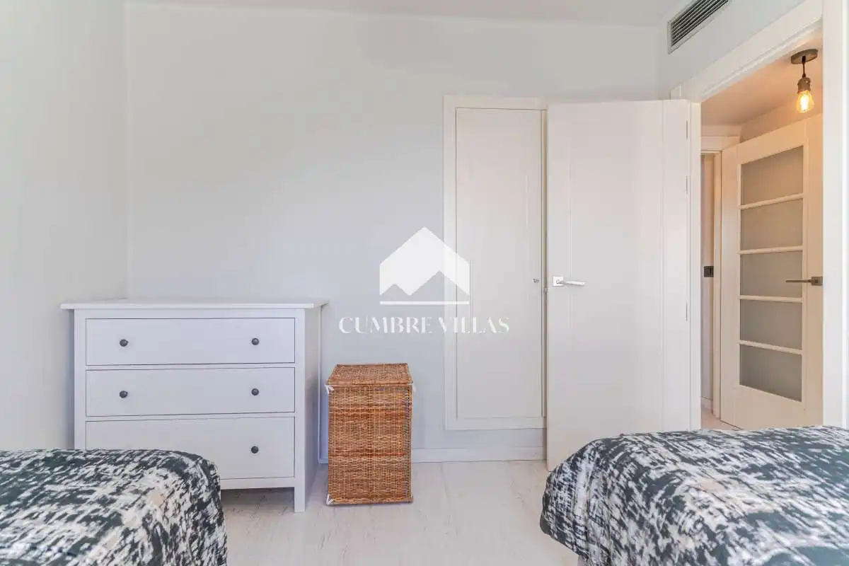 Habitación de Casa adosada en venta en Almuñécar con Terraza, Trastero y Internet