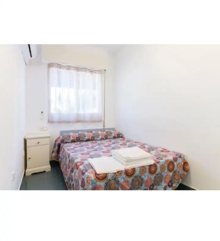 Dormitori de Apartament en venda en Benidorm amb Aire condicionat, Terrassa i Moblat