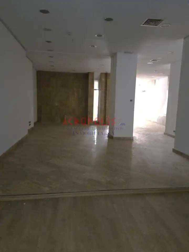 Local comercial en venda a Calle Gil Y Carrasco 3 24001 Leon, imagen 7