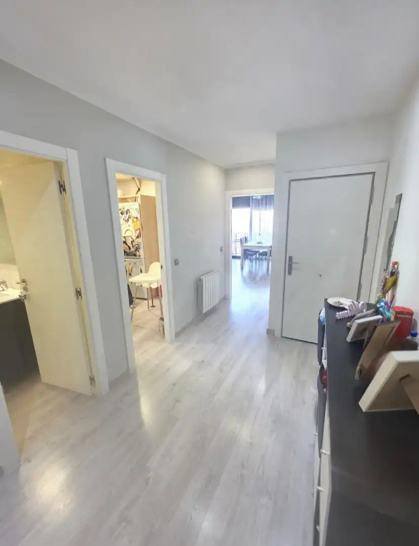 Casa adosada en venda en Santa Coloma de Gramenet amb Aire condicionat, Calefacció i Parquet