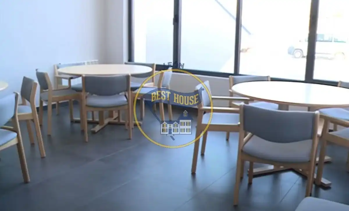 Casa o chalet en venta en Sariegos con Calefacción, Terraza y Alarma