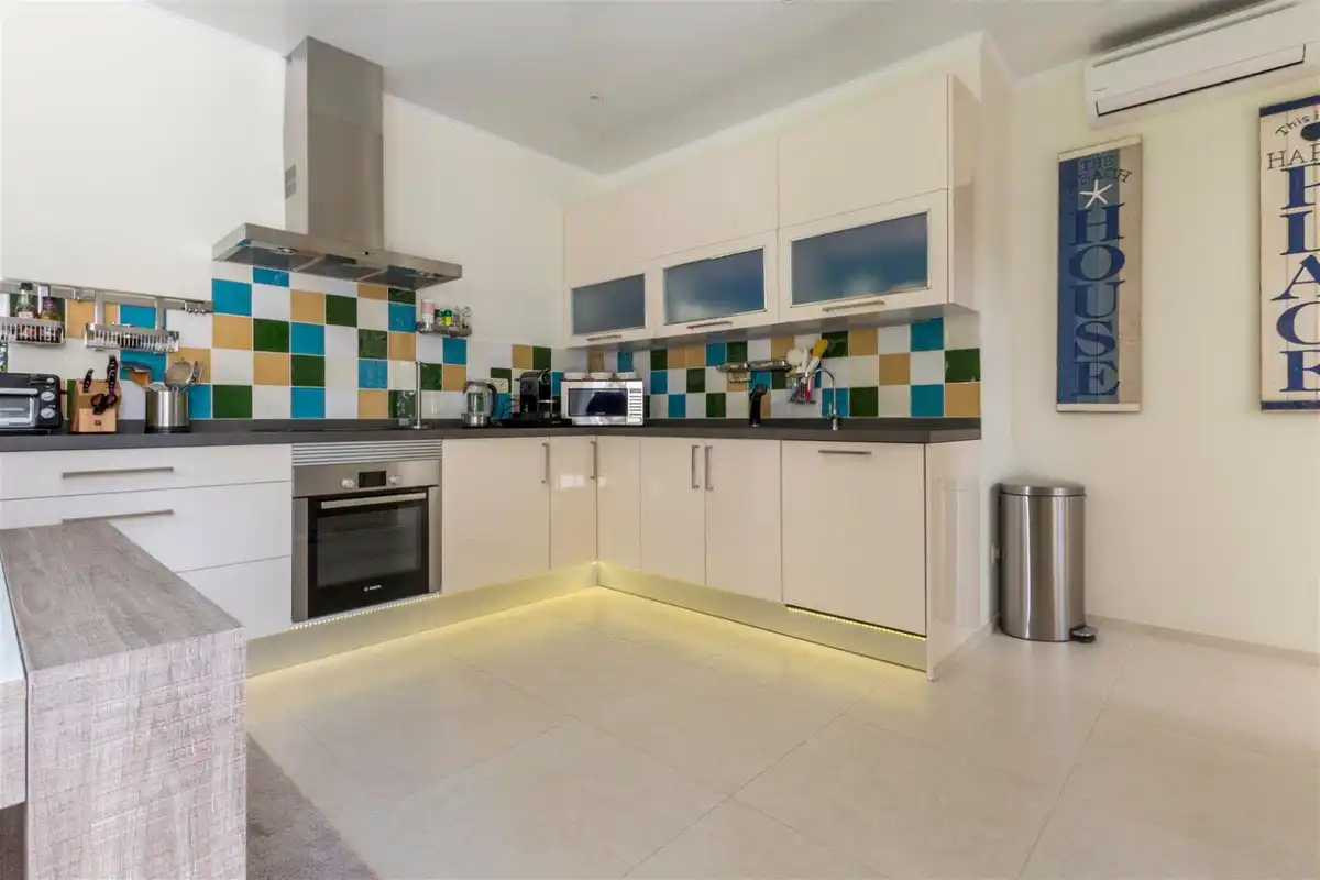 Chalet con piscina en venta en Avenida Mar Mediterráneo 1, imagen 7