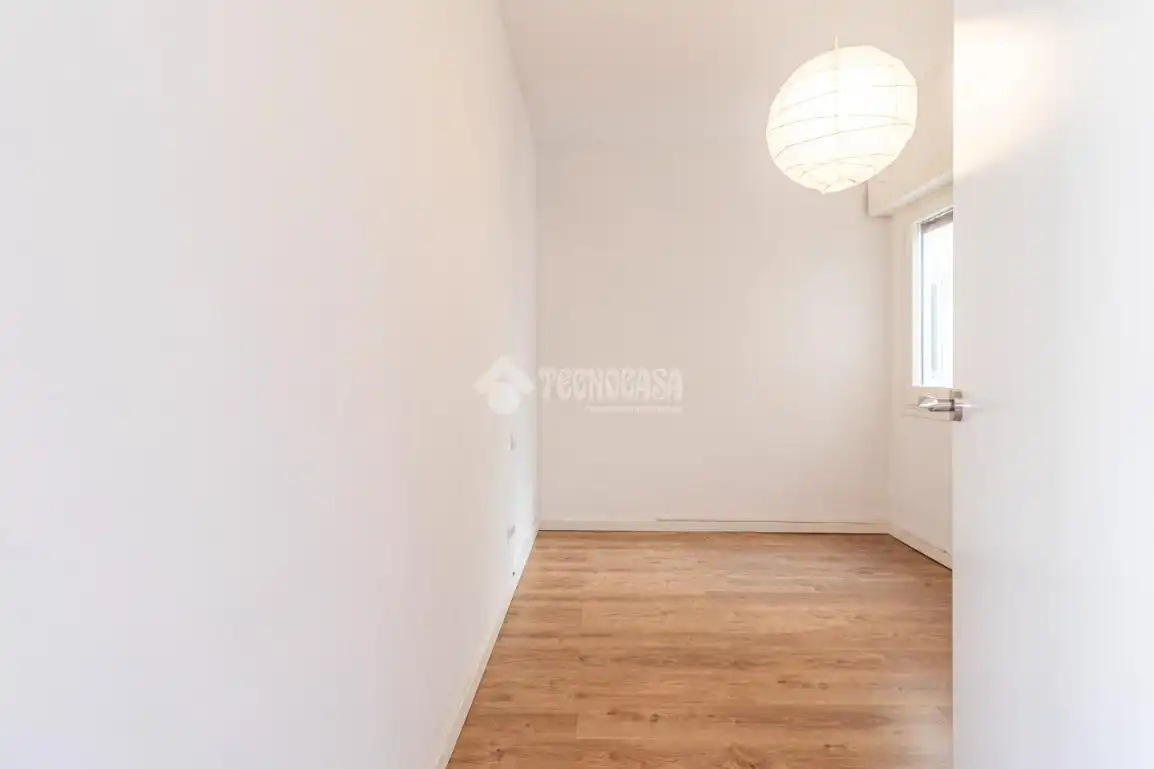 Flat with terrace for sale in Centre - Estació, imagen 18