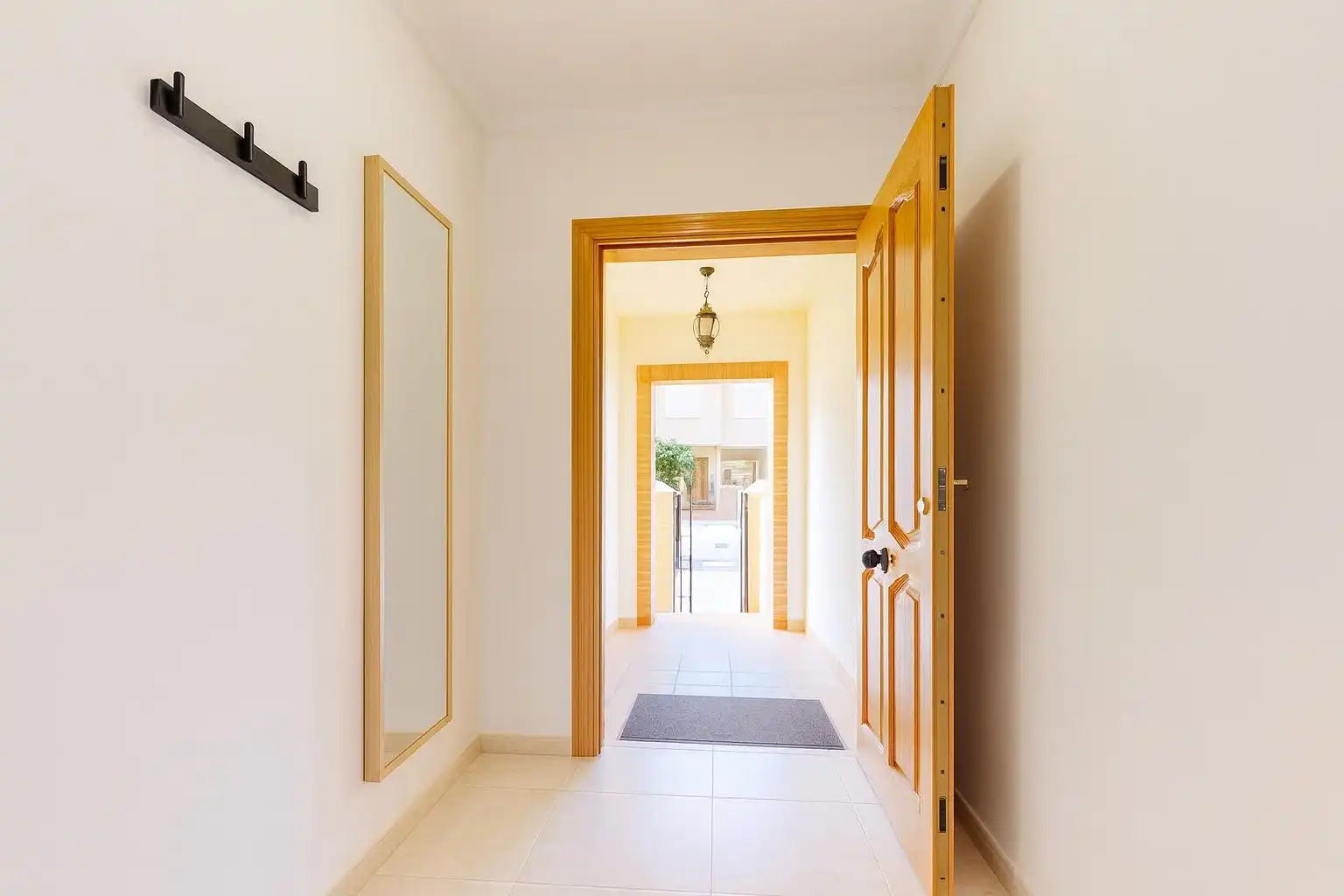 Casa o xalet en venda en Roquetas de Mar amb Aire condicionat, Jardí privat i Terrassa