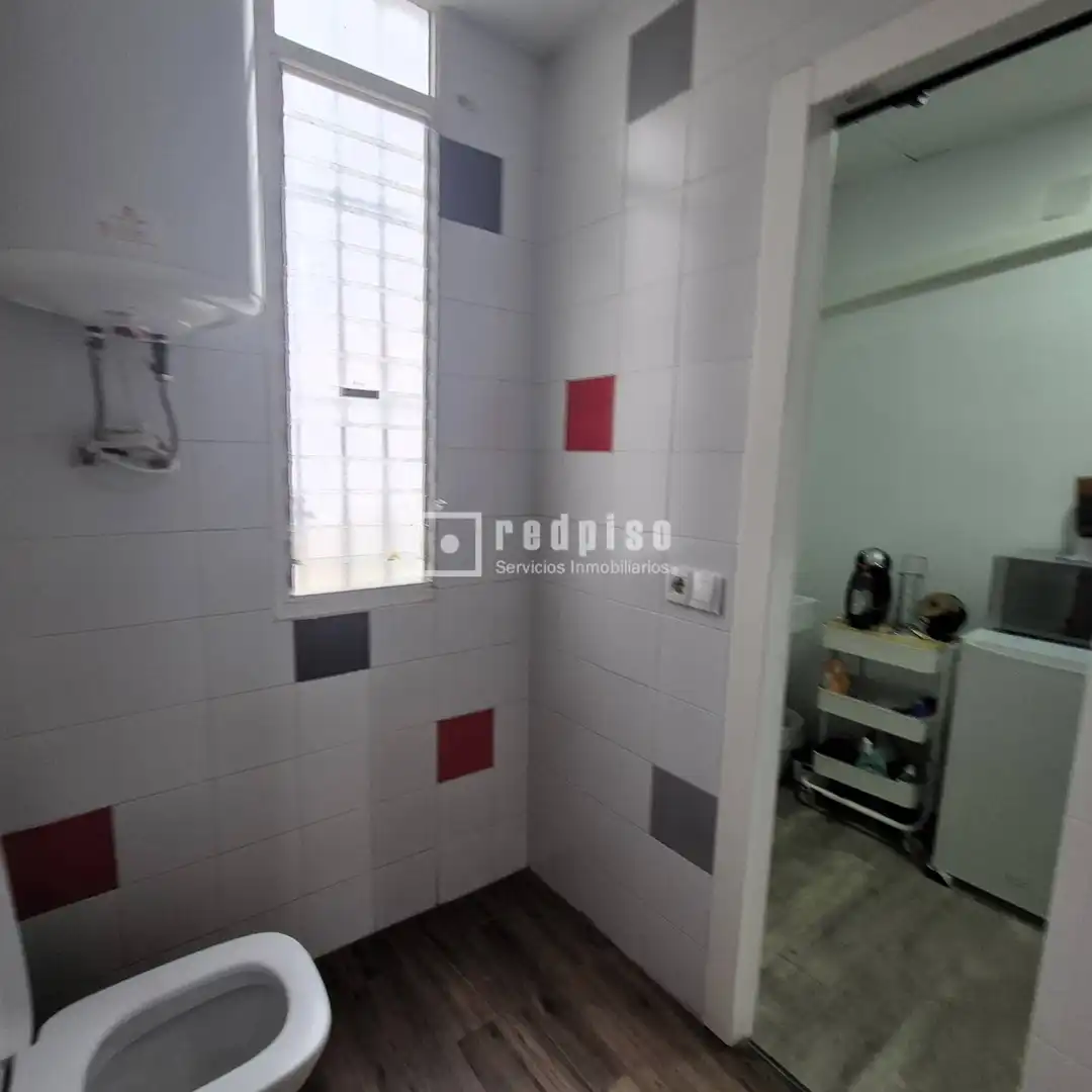 Baño de Local en venta en Los Remedios