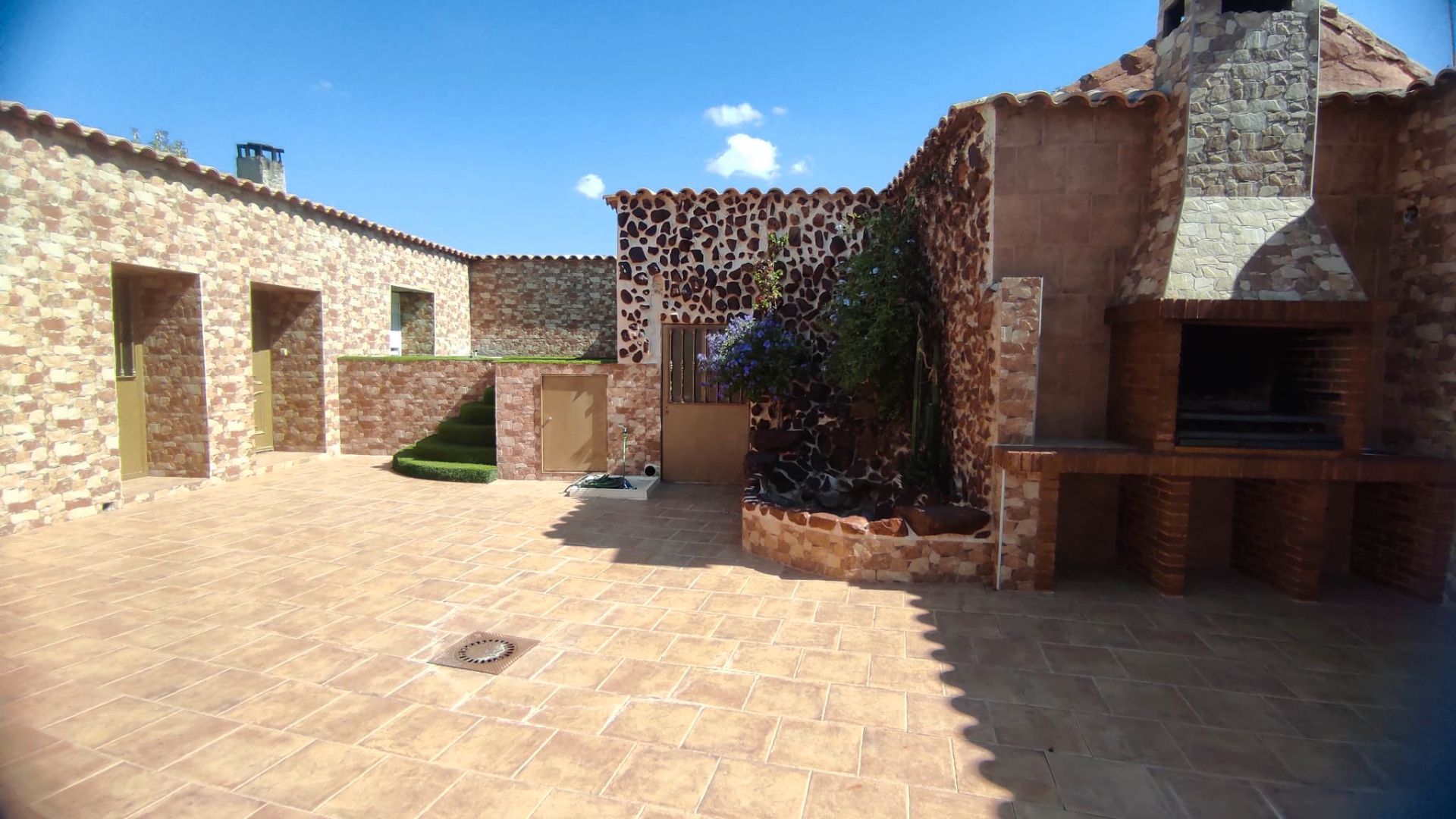 Terrassa de Casa adosada en venda en Villamayor de Calatrava amb Aire condicionat, Calefacció i Piscina