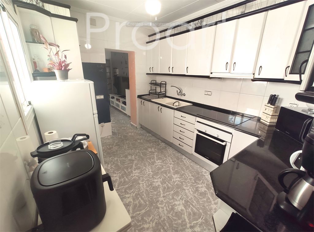 Kitchen of Flat for sale in Canovelles  with Air Conditioner, Heating and Storage room
