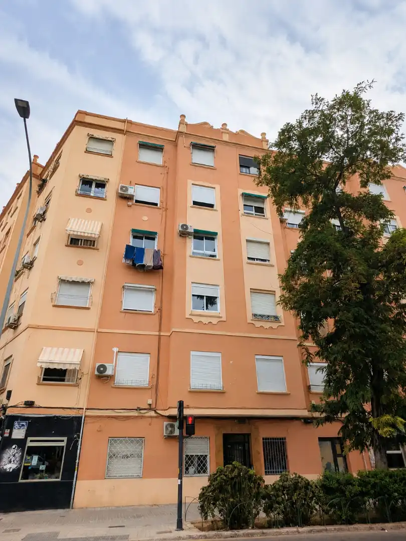 Außenansicht von Wohnung zum Verkauf in Valencia