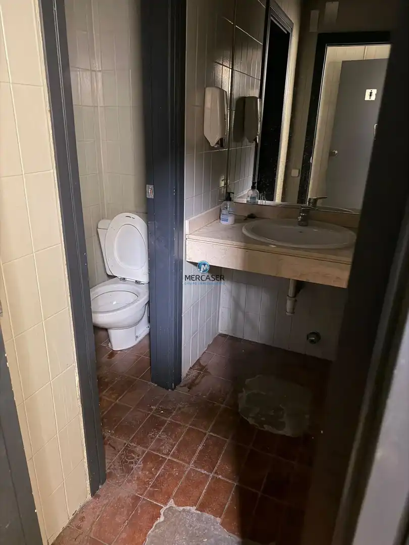Bany de Local de lloguer en Madrid