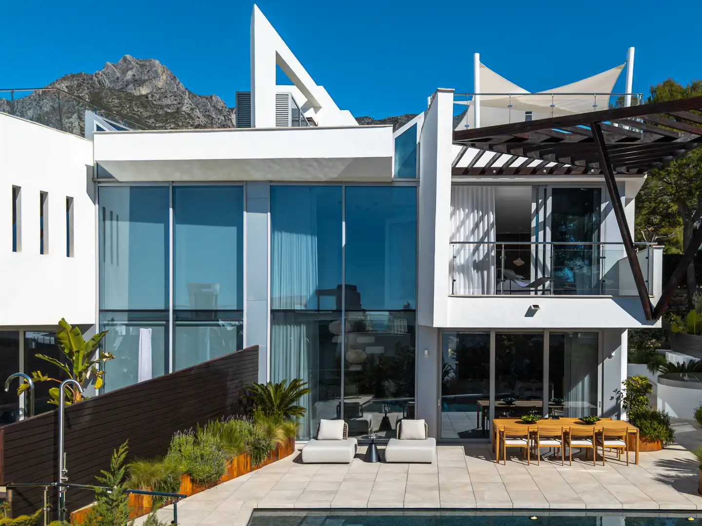 Casa adosada en venda a CL VERDI-UR SIERRA BLANCA 38(P) N2-179 Es:2 PI:00 Pt:205 CJT MEISHO HILLS 29602 MARBELLA (MÁLAGA), El Rosario - Ricmar