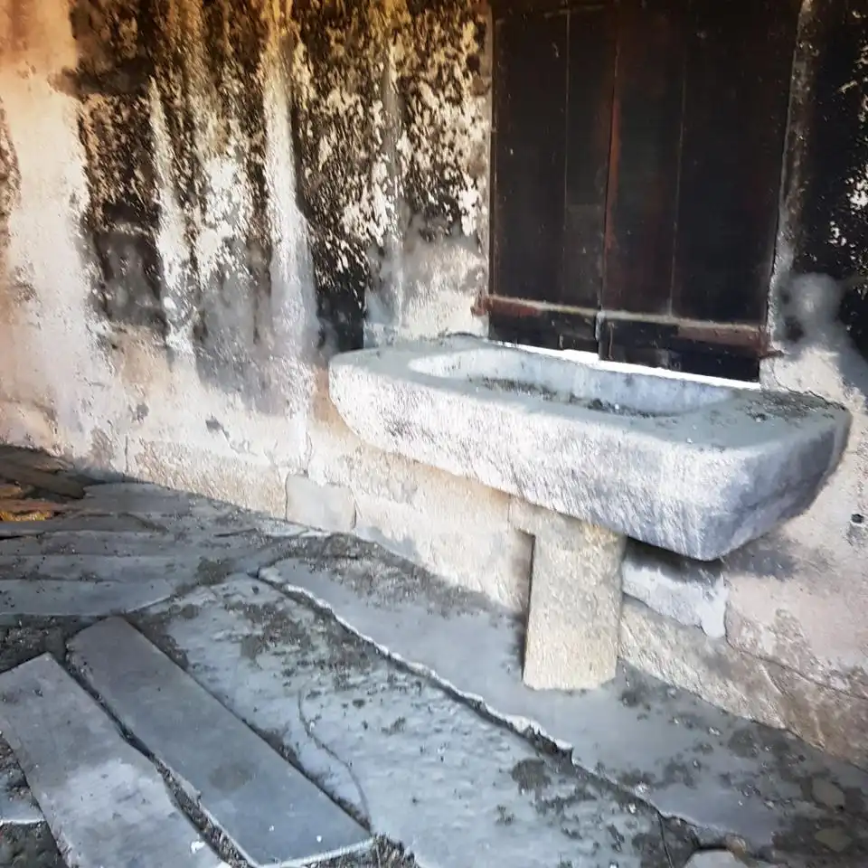 Vista exterior de Casa o xalet en venda en O Pereiro de Aguiar  amb Jardí privat