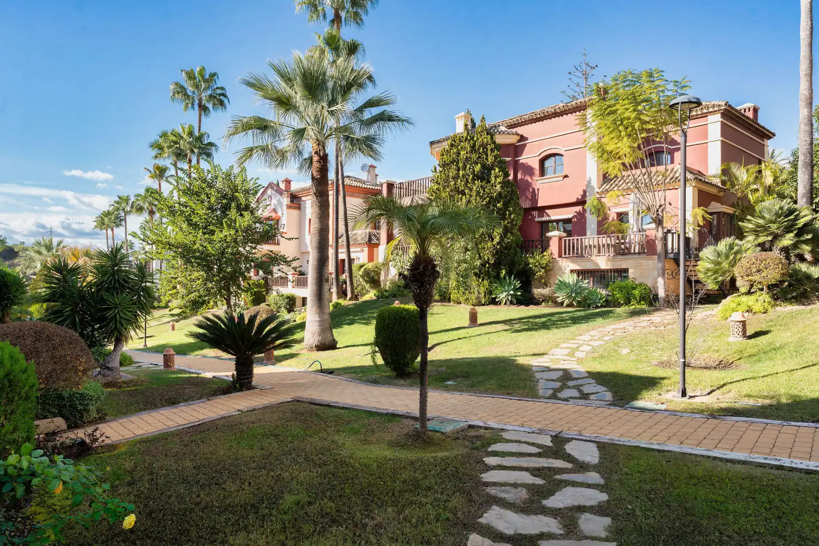 Casa con piscina en venta en Milla de Oro, imagen 32