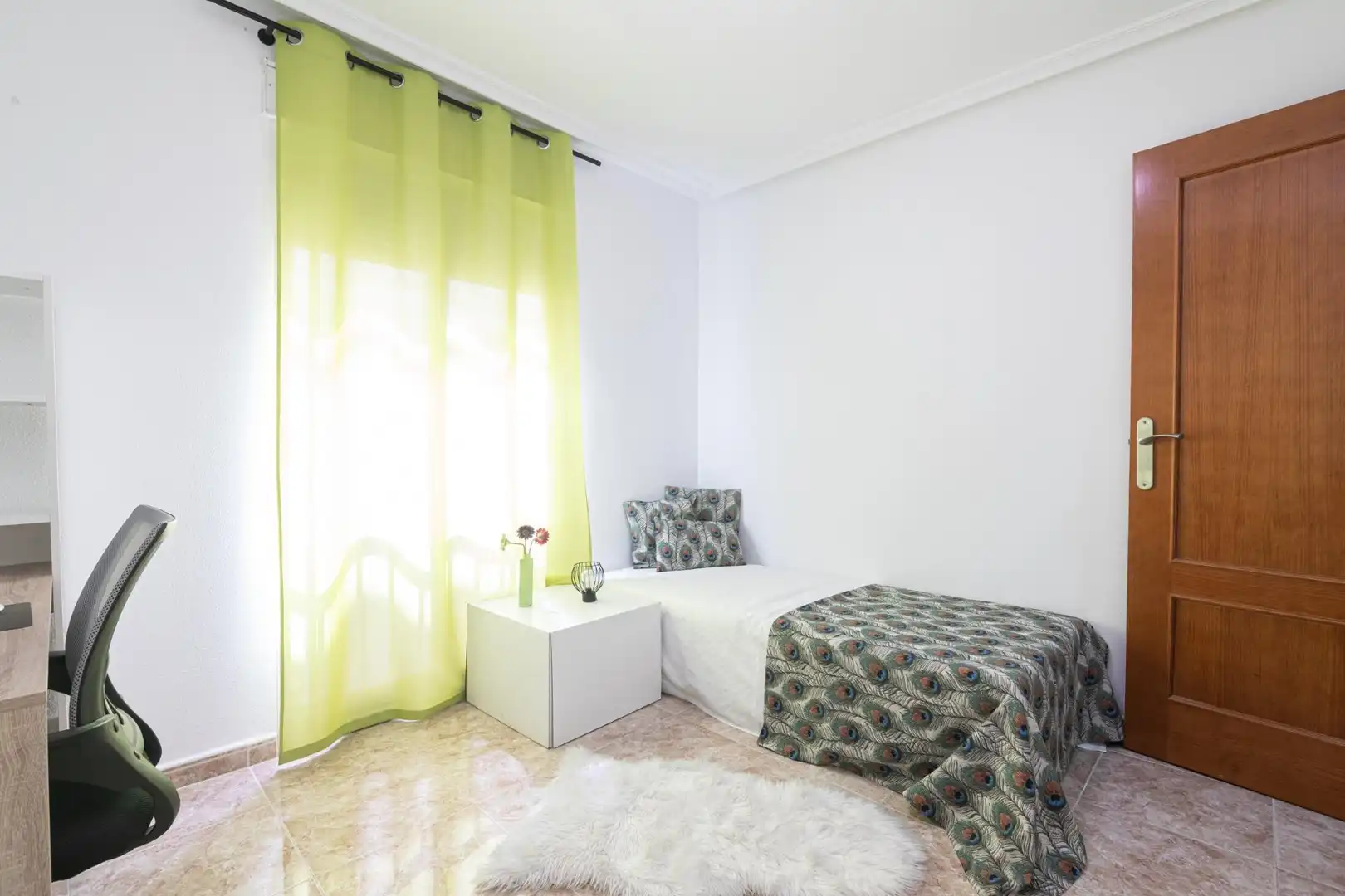 Habitación de Piso en venta en Elche / Elx con Calefacción y Balcón