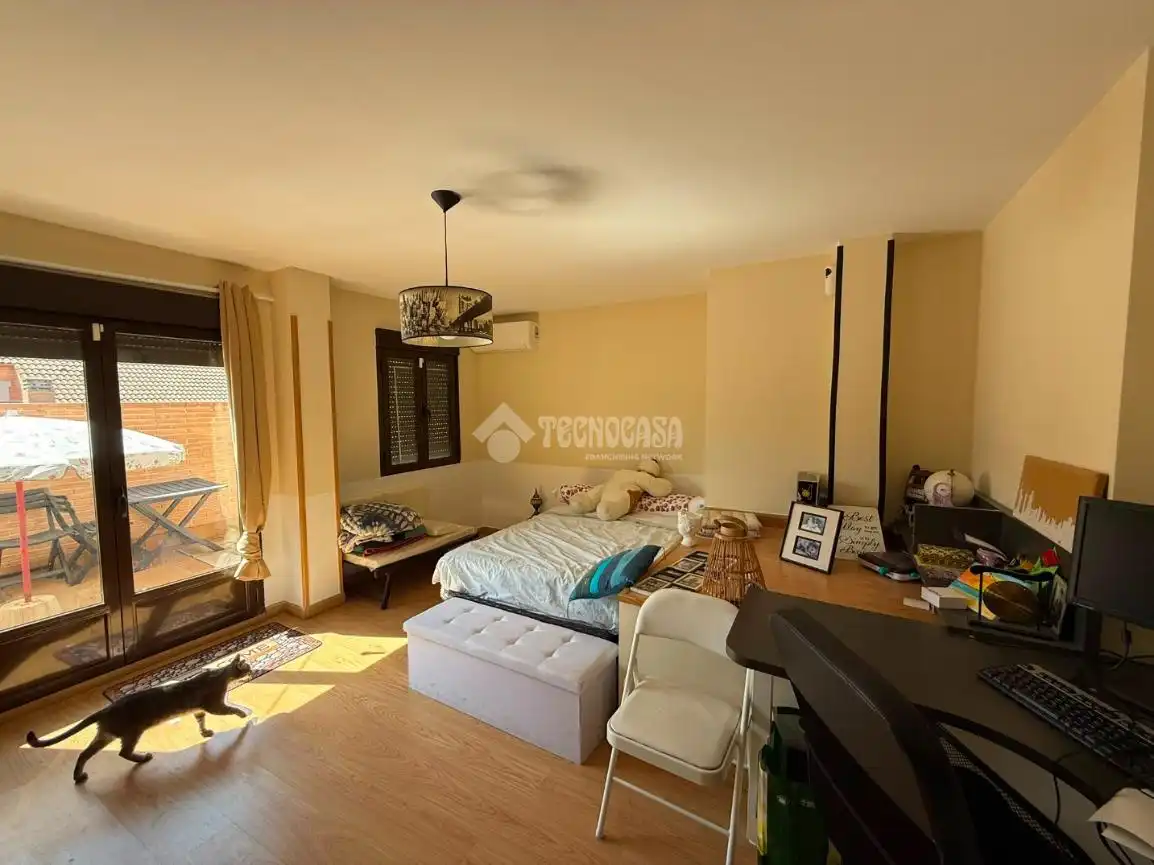 Bedroom of Flat for sale in Almorox  with Air Conditioner, Heating and Parquet flooring