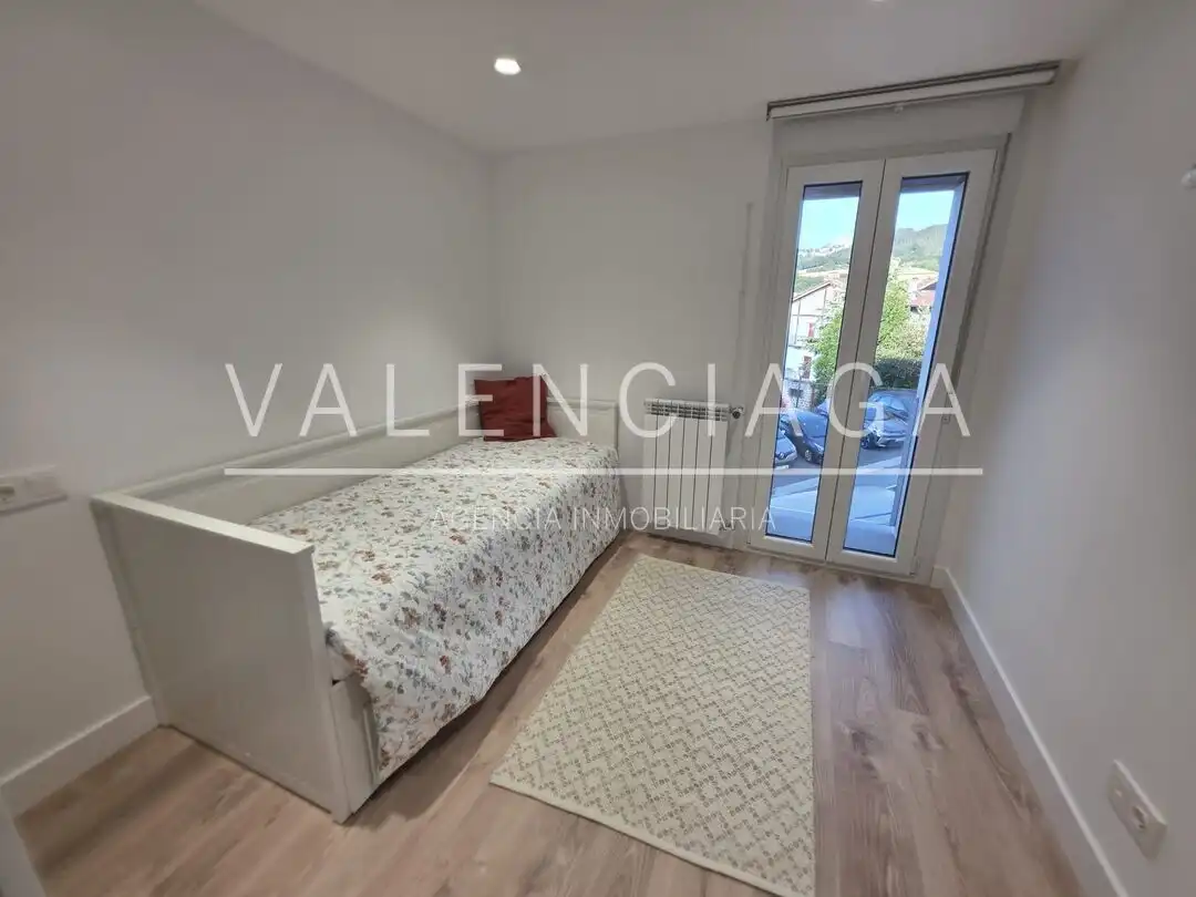 Habitación de Piso en venta en Lazkao con Calefacción y Amueblado