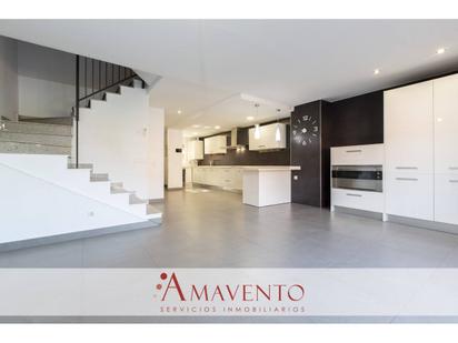 Kitchen of House or chalet for sale in Paracuellos de Jarama  with Air Conditioner, Heating and Private garden