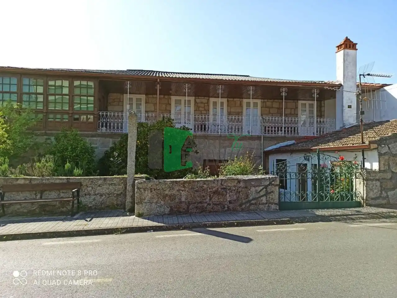 Vista exterior de Finca rústica en venda en Cenlle amb Calefacció, Jardí privat i Terrassa