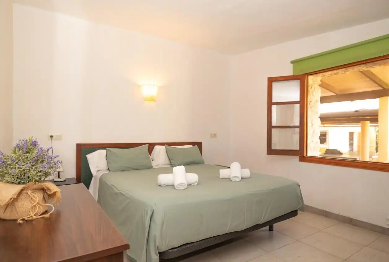 Casa rústica amb piscina en venda a Llubí, imagen 18