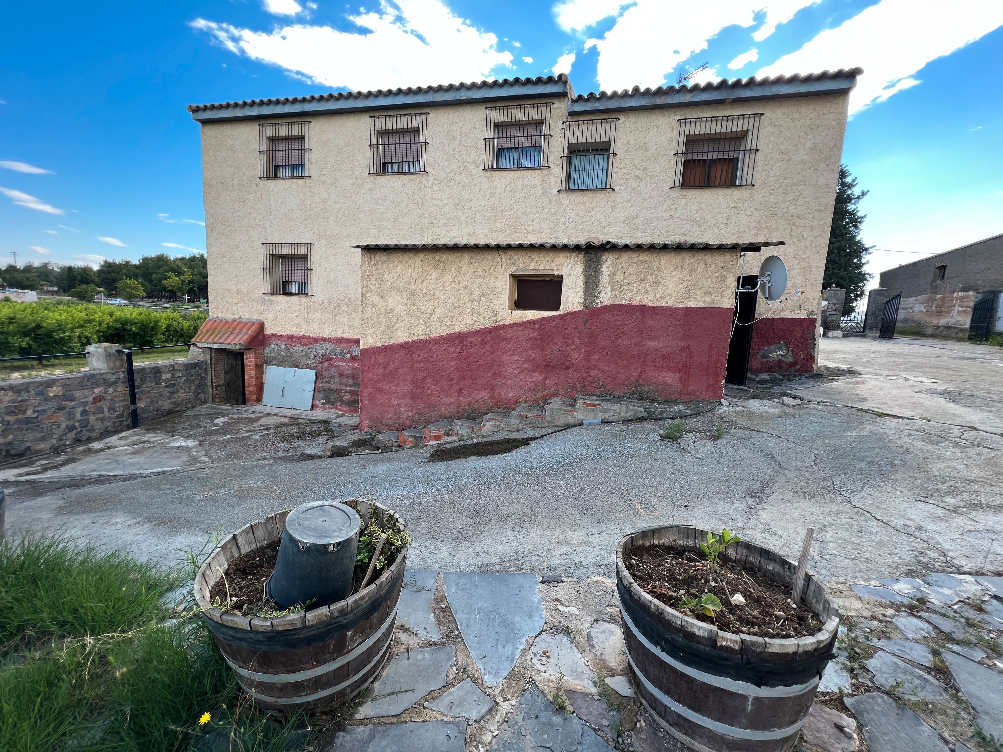 Außenansicht von Country house zum verkauf in La Almunia de Doña Godina  mit Heizung