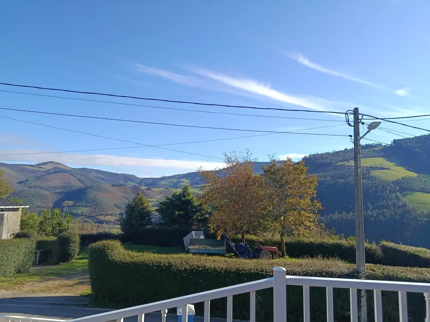 Vista exterior de Casa o xalet en venda en Vegadeo amb Calefacció, Jardí privat i Parquet