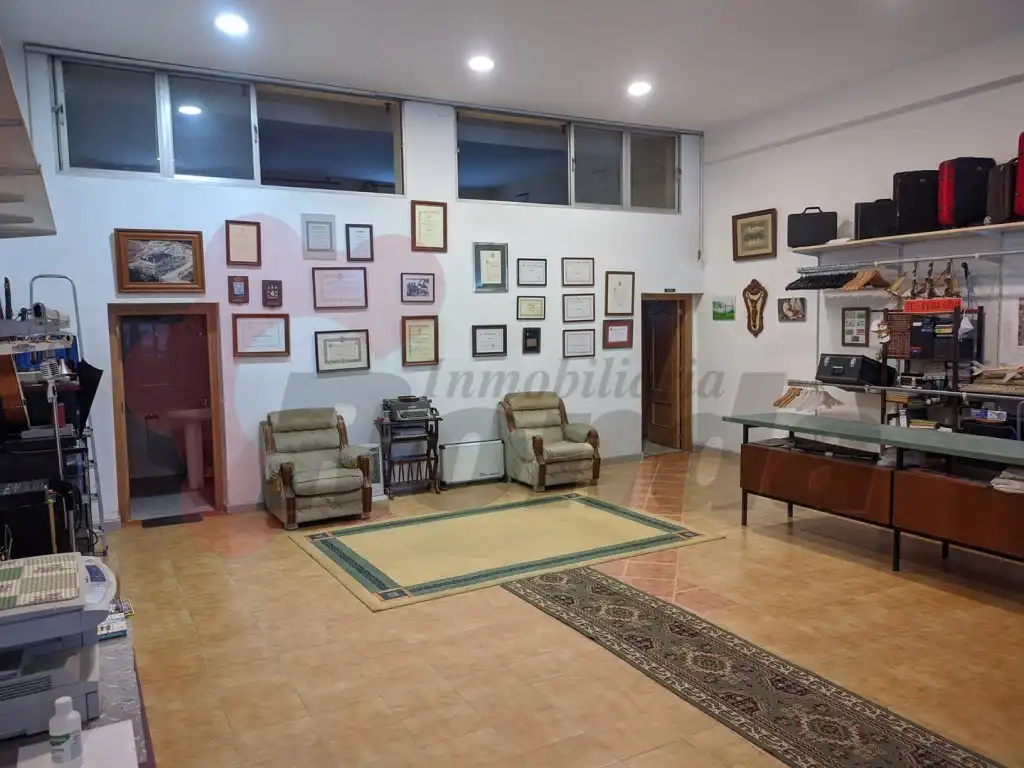 Local comercial en venta en A Piringalla - Albeiros - Garabolos, imagen 2