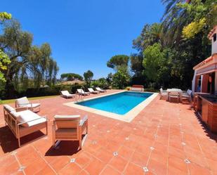 Swimming pool of House or chalet to rent in Marbella  with Air Conditioner, Terrace and Swimming Pool