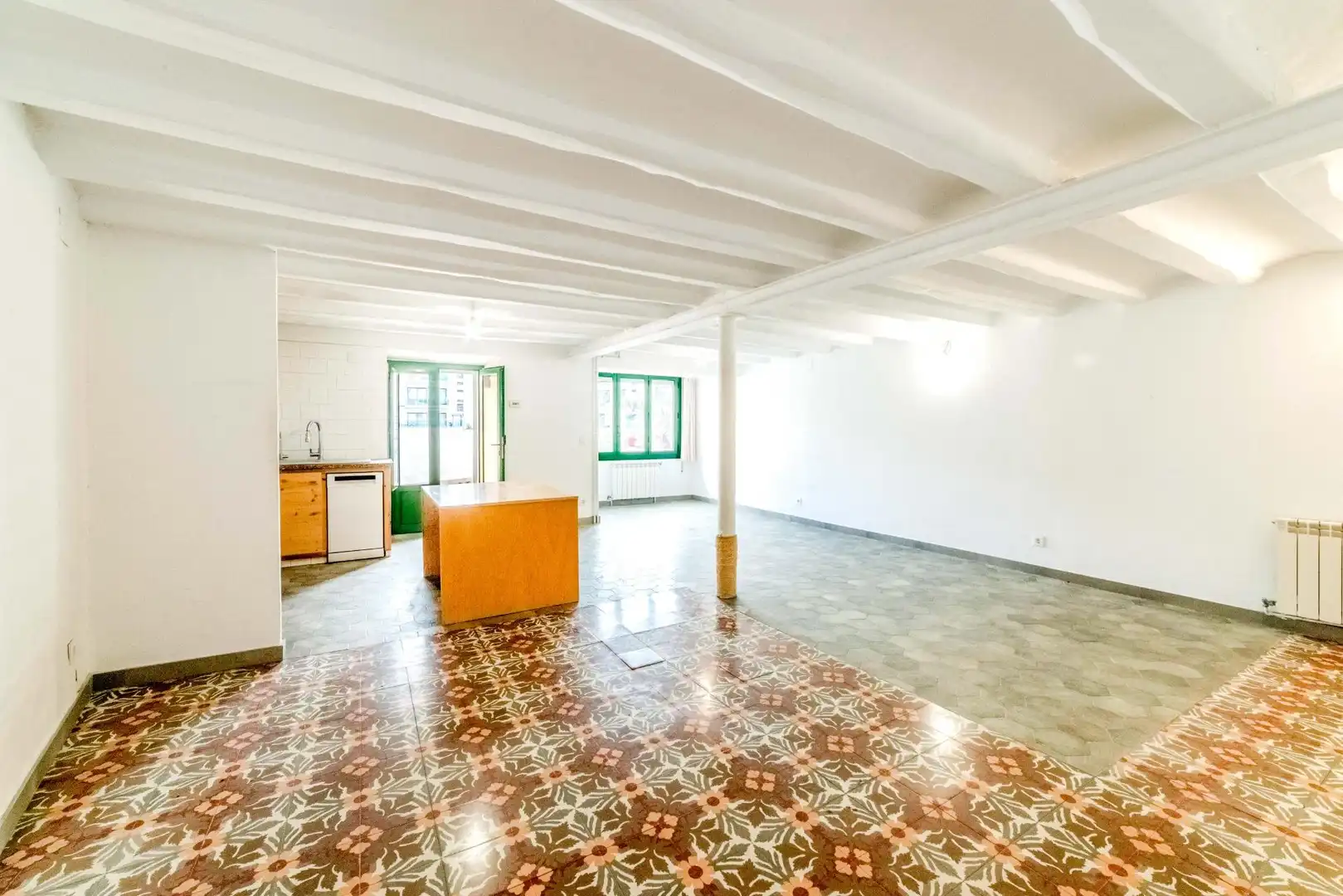 Haus oder Chalet zum Verkauf in Vilanova i la Geltrú mit Klimaanlage, Heizung und Terrasse