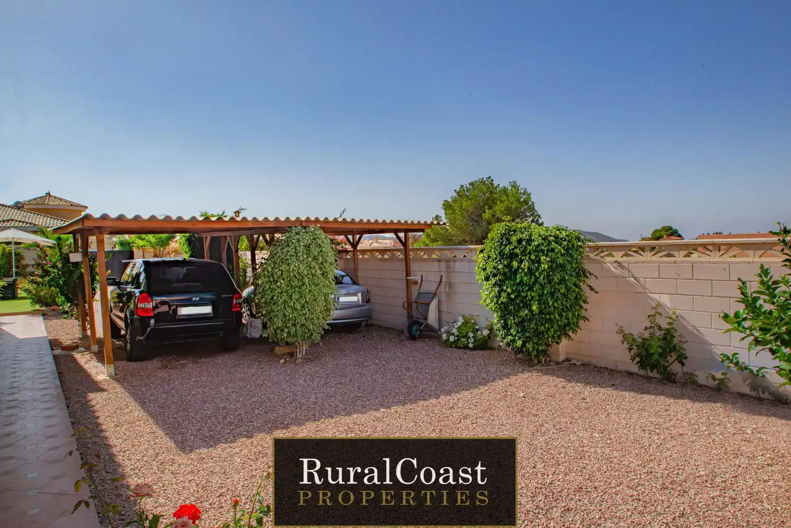 Vista exterior de Casa o chalet en venta en Busot con Calefacción, Terraza y Trastero