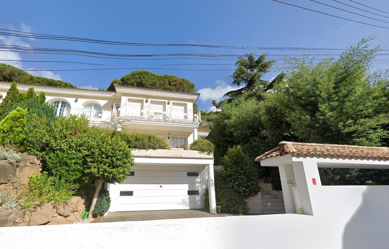 Vista exterior de Pis en venda en Cabrils