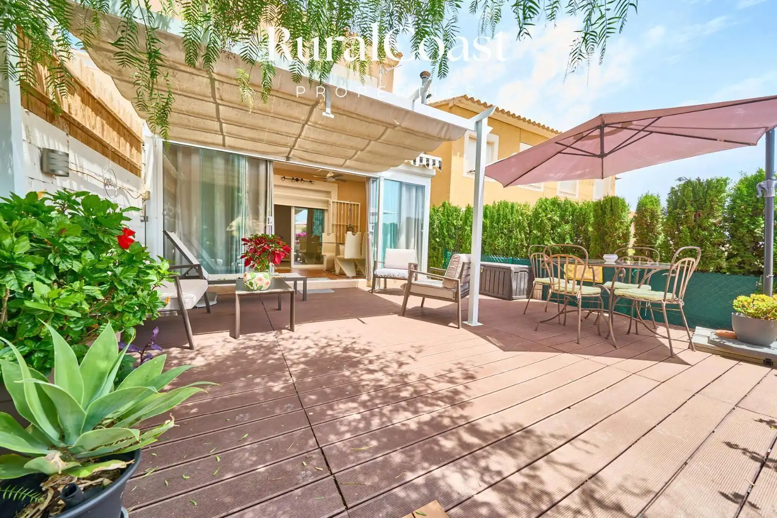 Terraza de Casa adosada en venta en Aigües con Aire acondicionado, Calefacción y Jardín privado