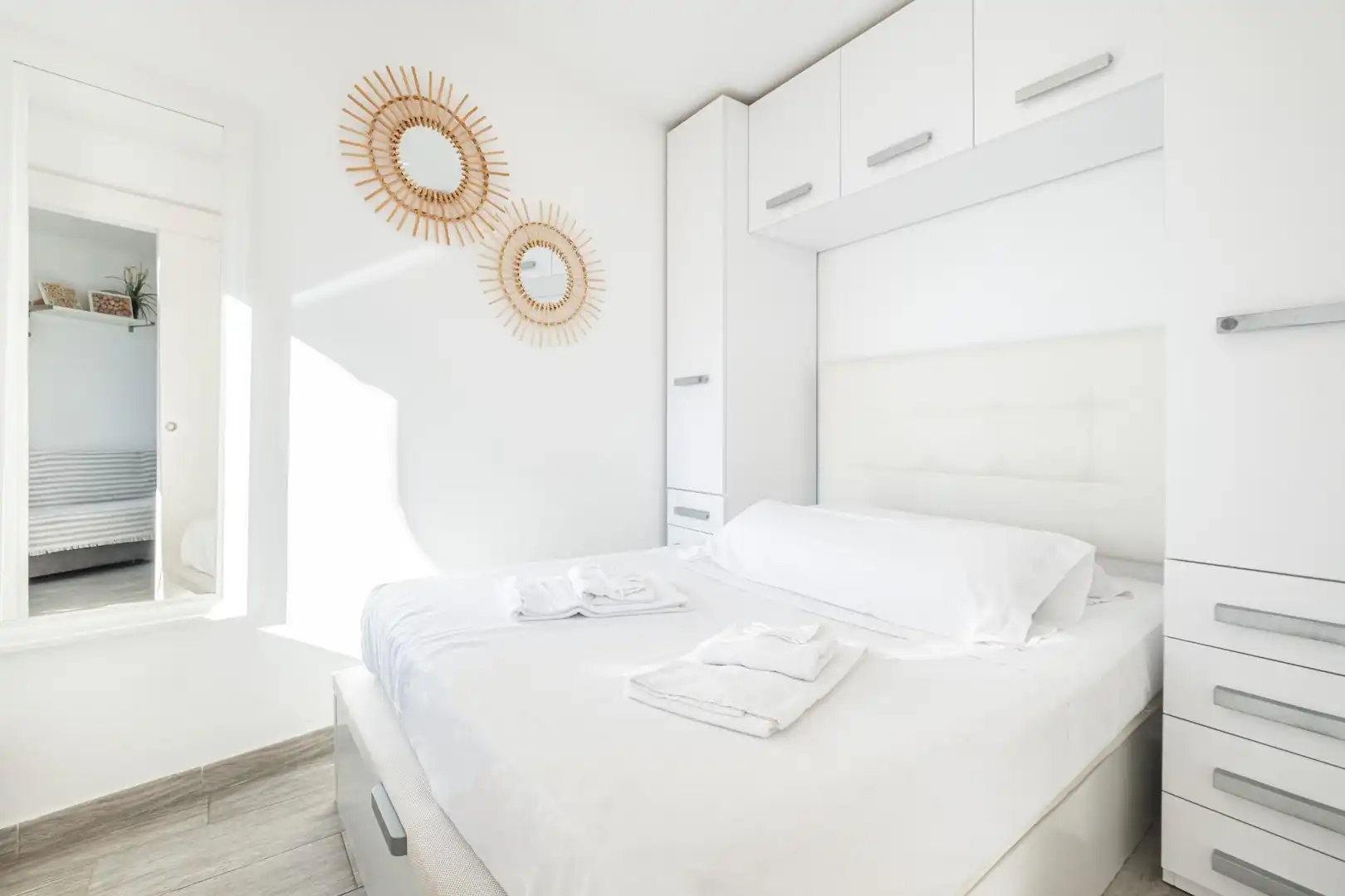 Schlafzimmer von Wohnungen zum Verkauf in Benidorm mit Klimaanlage, Heizung und Möbliert