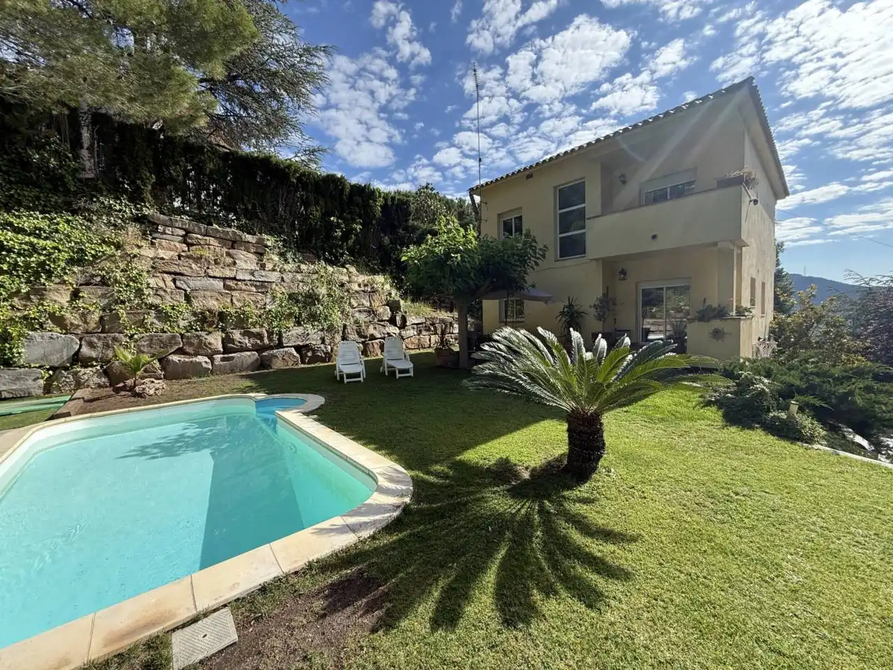 Swimming pool of Houses for sale in Castellar del Vallès  with Heating, Private garden and Terrace