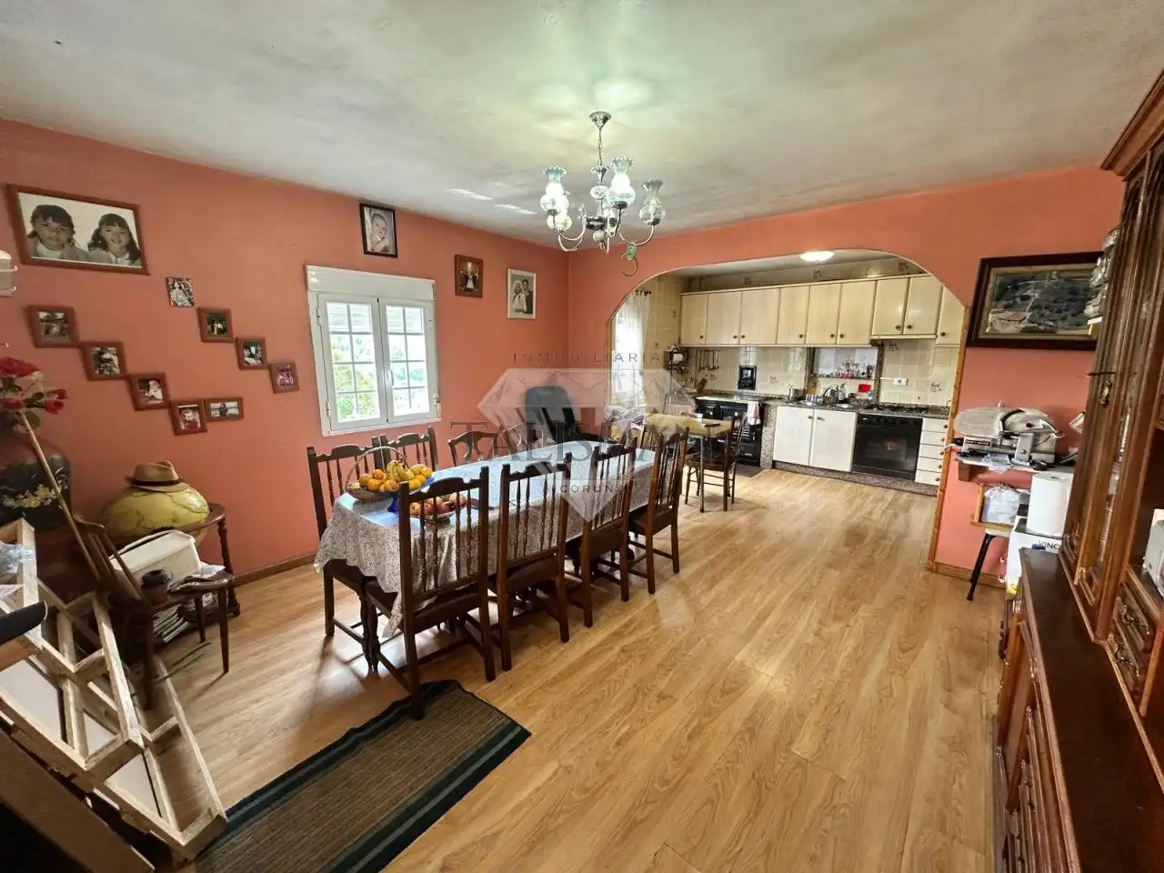 Comedor de Casa o chalet en venta en A Lama   con Calefacción, Jardín privado y Piscina
