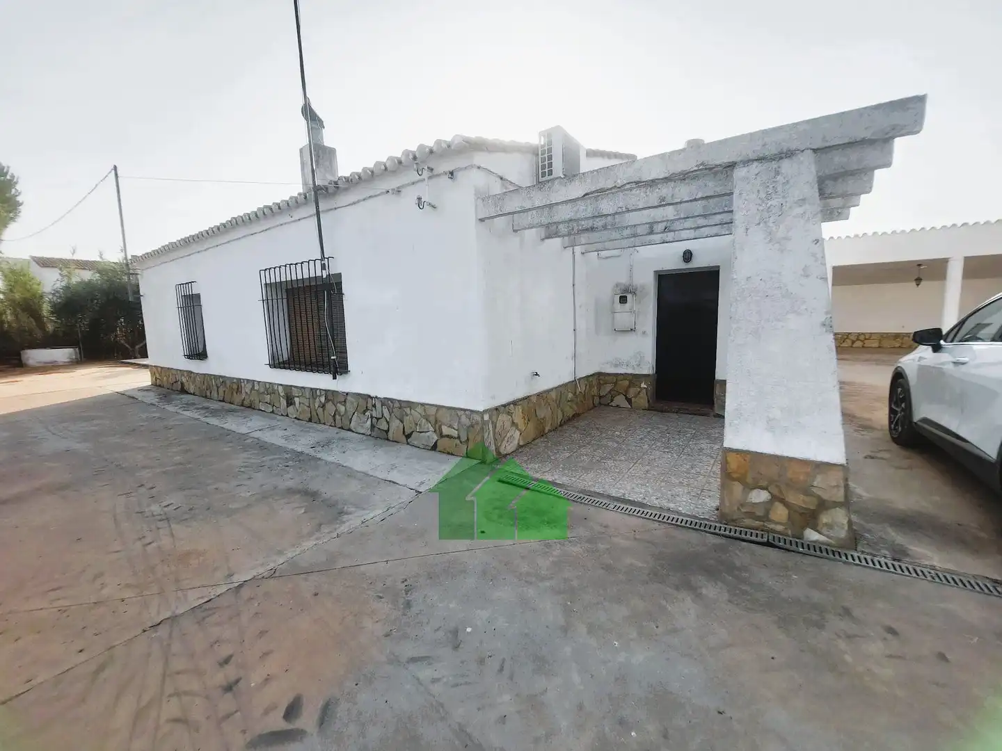 Vista exterior de Casa o chalet de alquiler en Valdelacalzada con Aire acondicionado, Trastero y Piscina