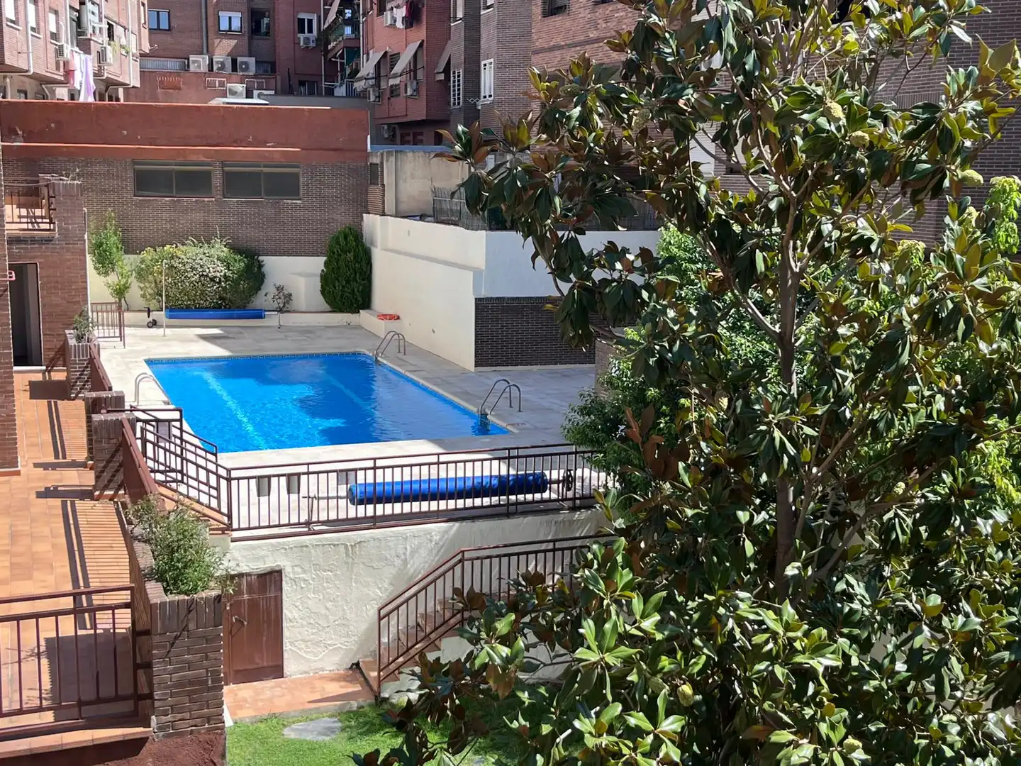 Piscina de Apartamento de alquiler en Las Rozas de Madrid con Aire acondicionado, Calefacción y Parquet