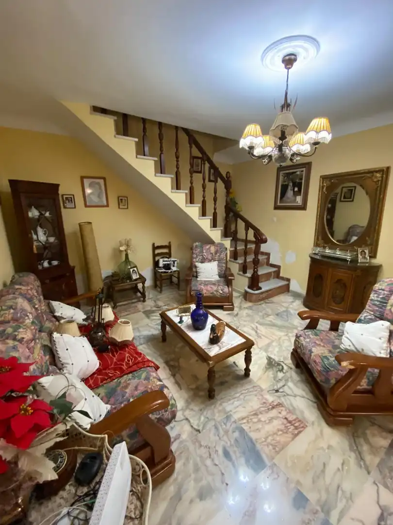 Casa aparellada en venda a Casco Antiguo, imagen 4