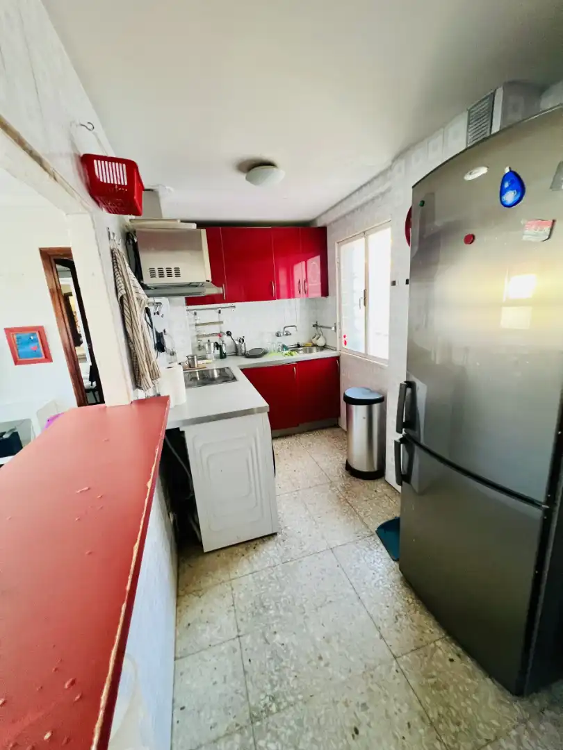 Cocina de Piso en venta en Zaragoza con Calefacción, Amueblado y Horno